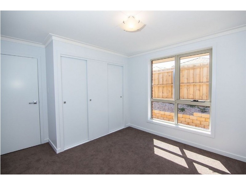 13 Eastfield Drive, Newnham TAS 7248