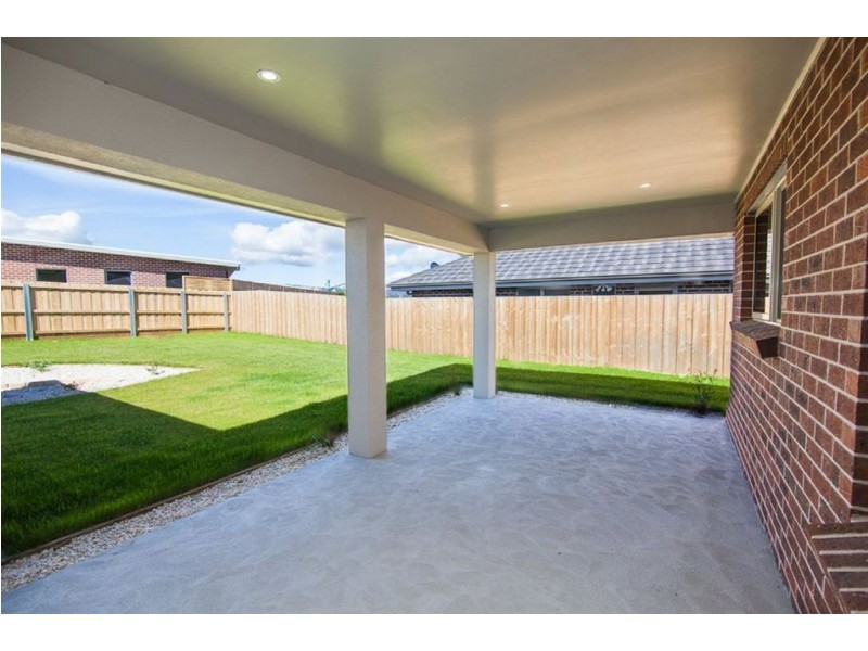 13 Eastfield Drive, Newnham TAS 7248