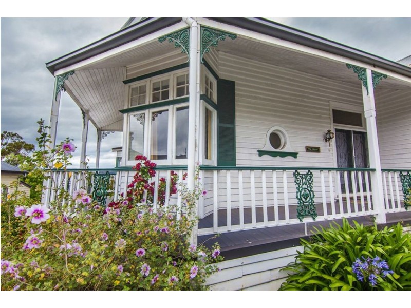 9 Hillside Crescent, West Launceston TAS 7250