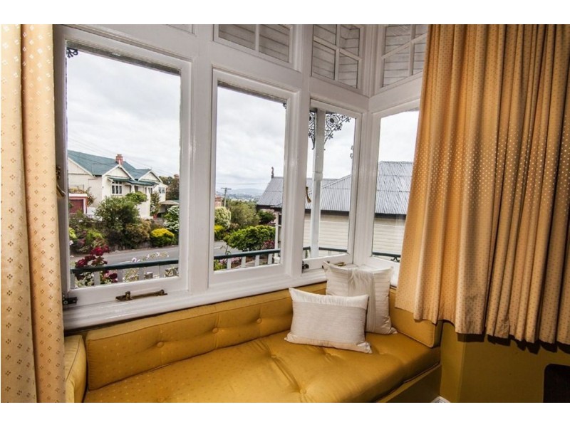 9 Hillside Crescent, West Launceston TAS 7250