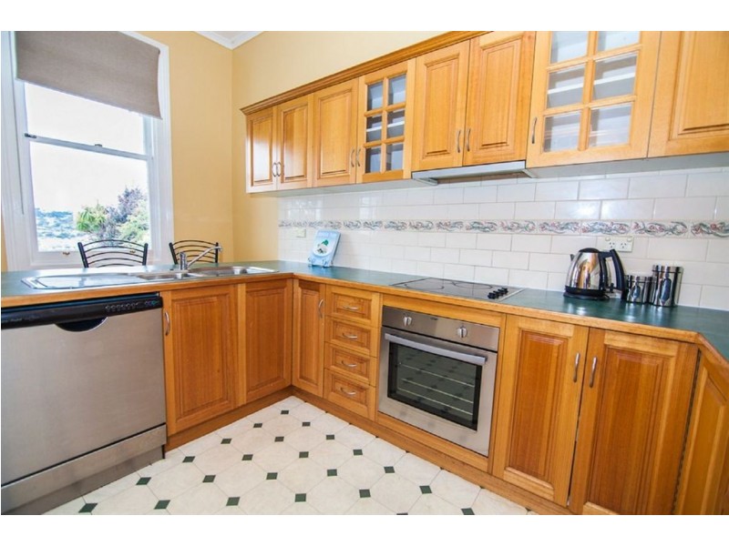 9 Hillside Crescent, West Launceston TAS 7250