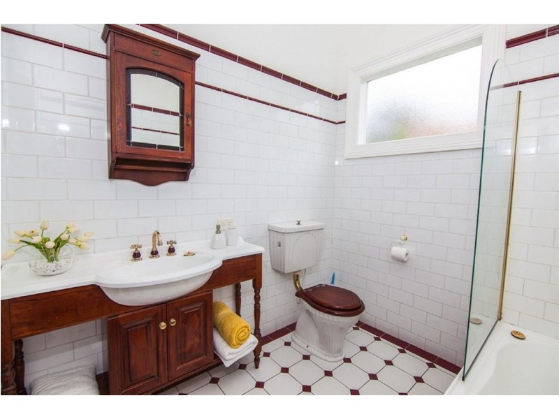 9 Hillside Crescent, West Launceston TAS 7250