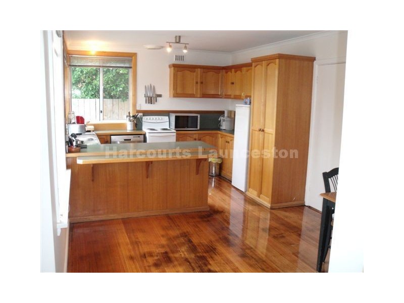 72 Pitt Avenue, Trevallyn TAS 7250