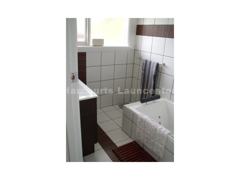 72 Pitt Avenue, Trevallyn TAS 7250