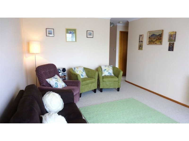 2/2 Kestrel Court, Riverside TAS 7250