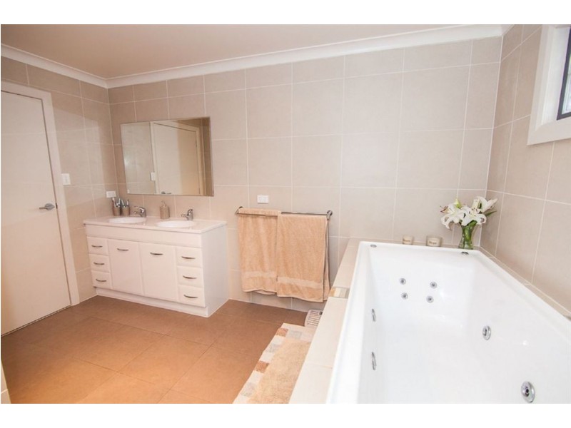 22 Innaloo Street, Waverley TAS 7250