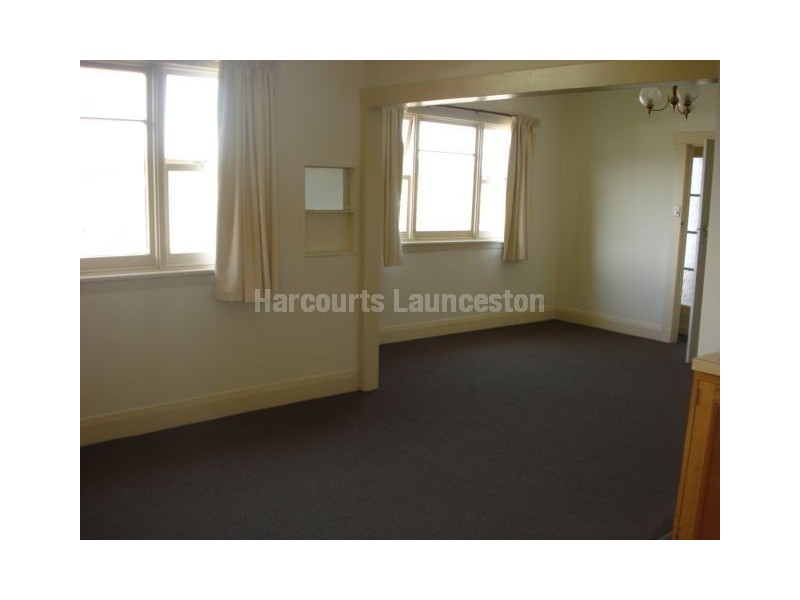 28 Ernest Street, Kings Meadows TAS 7249
