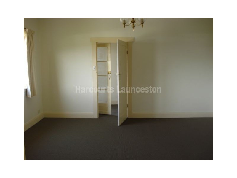 28 Ernest Street, Kings Meadows TAS 7249