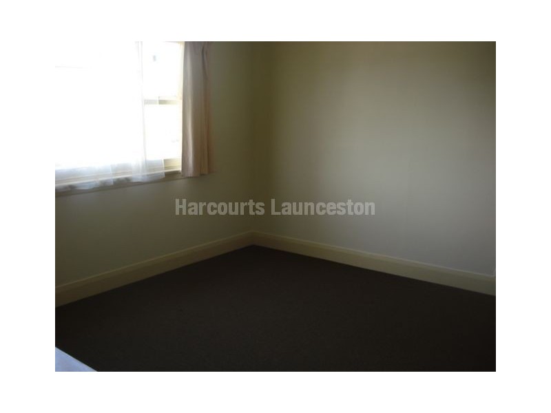 28 Ernest Street, Kings Meadows TAS 7249