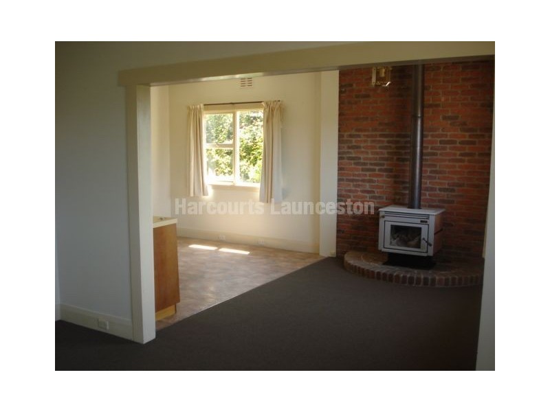 28 Ernest Street, Kings Meadows TAS 7249