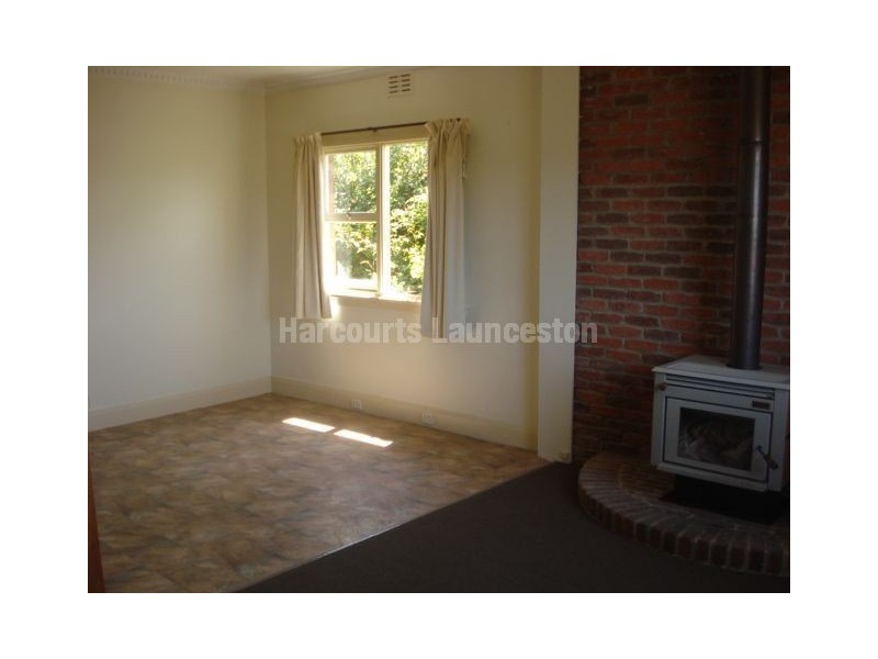 28 Ernest Street, Kings Meadows TAS 7249