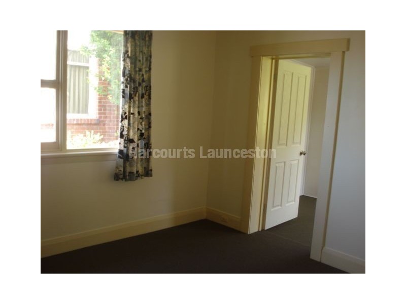 28 Ernest Street, Kings Meadows TAS 7249