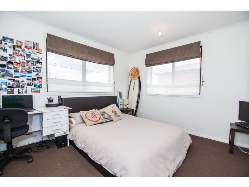 10 Dafnis Drive, Newnham TAS 7248