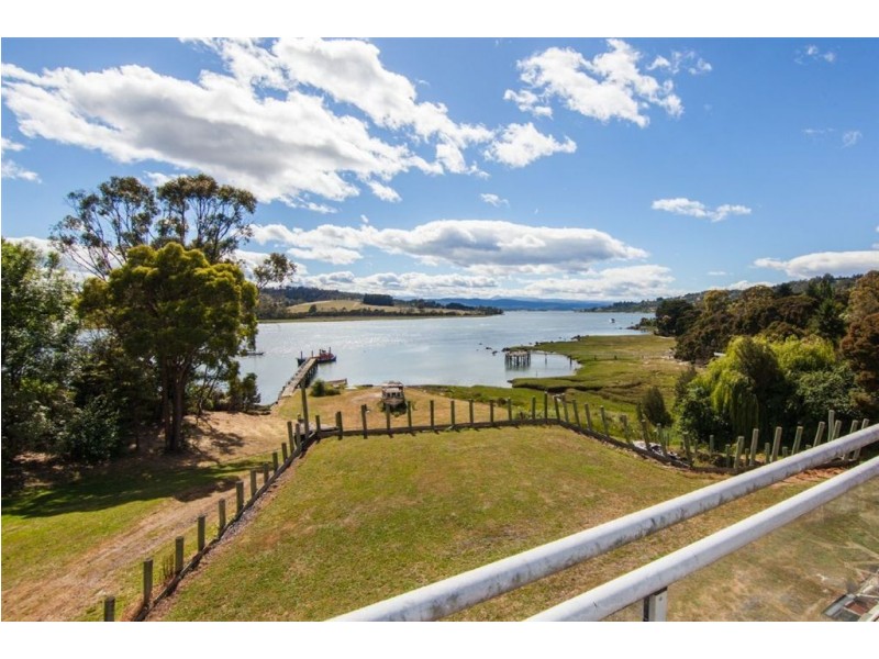 18 Paringa Avenue, Lanena TAS 7275