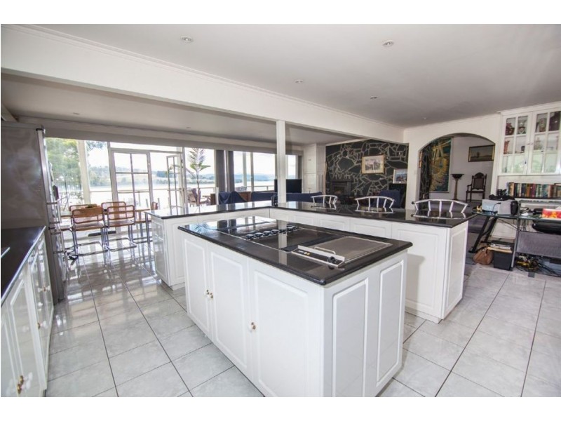 18 Paringa Avenue, Lanena TAS 7275