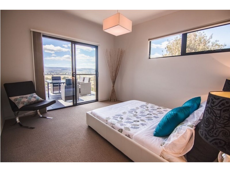 2/72 Riverside Drive, Riverside TAS 7250