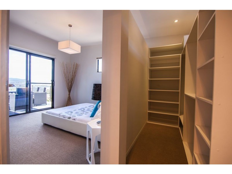 2/72 Riverside Drive, Riverside TAS 7250