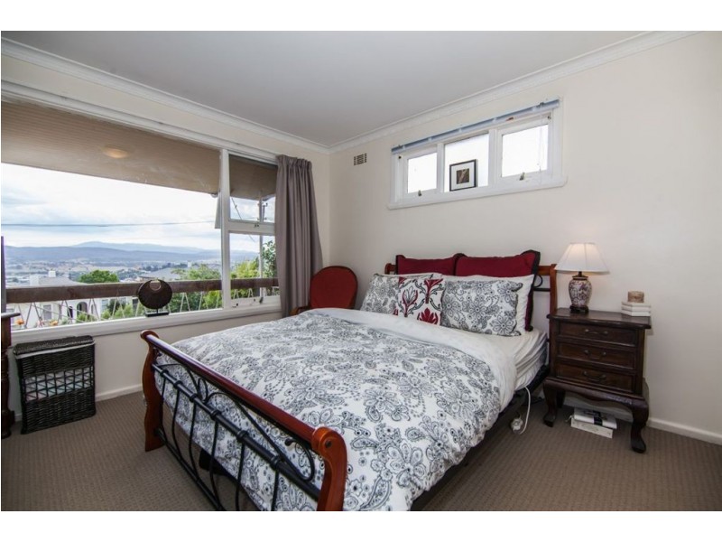 41 Delamere Crescent, Trevallyn TAS 7250