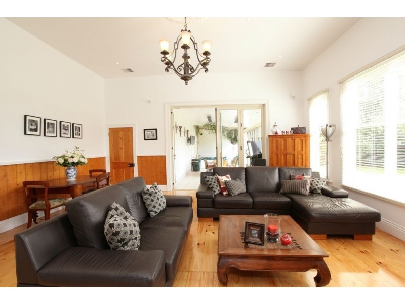 16 Mann Street, Invermay TAS 7248