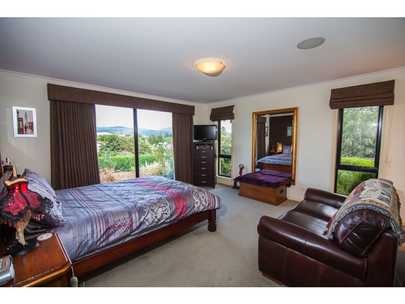 77 Pensioners Row, Westbury TAS 7303