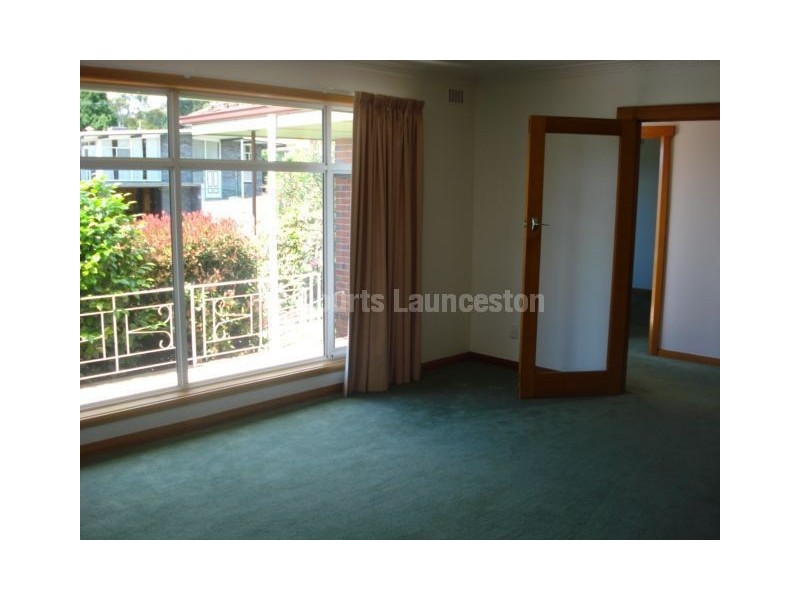 8 Janor Street, Riverside TAS 7250