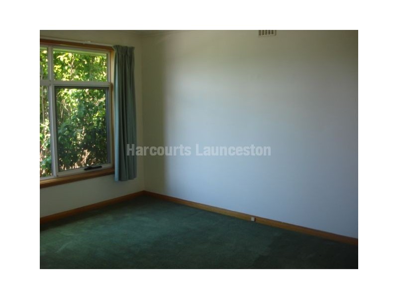 8 Janor Street, Riverside TAS 7250
