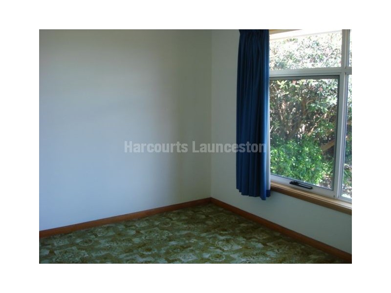 8 Janor Street, Riverside TAS 7250