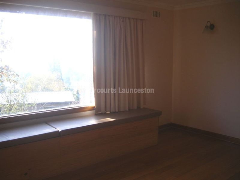 16 Riverside Drive, Riverside TAS 7250