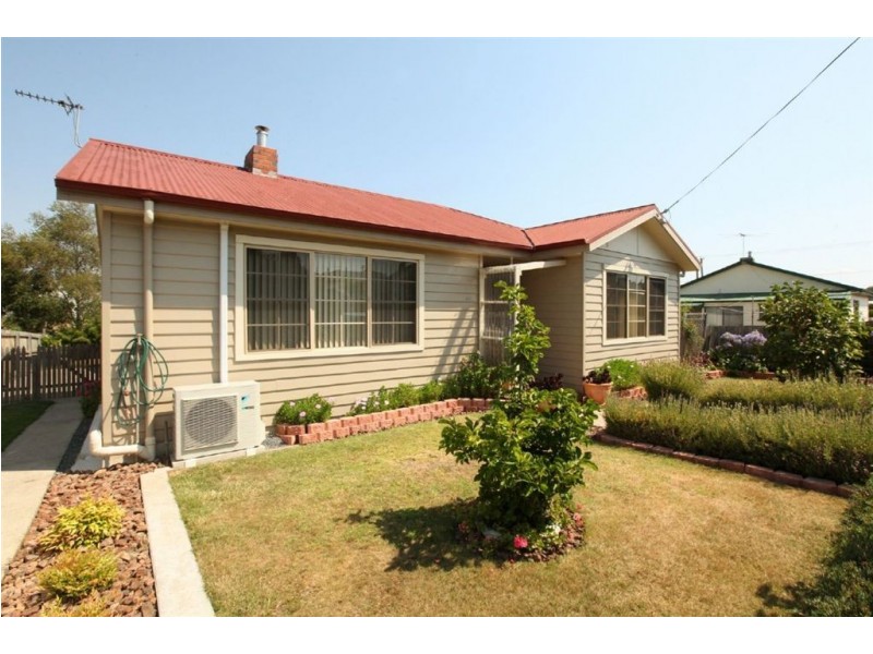 34 Conway Street, Mowbray TAS 7248