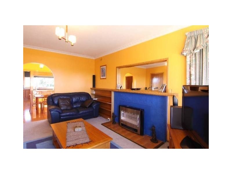 42 Bond Street, Kings Meadows TAS 7249