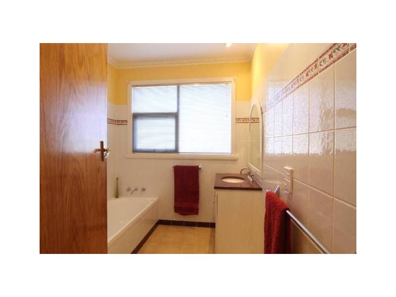 42 Bond Street, Kings Meadows TAS 7249