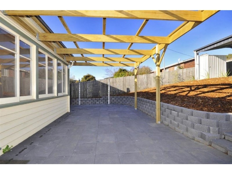 2/30 Strahan Road, Newstead TAS 7250