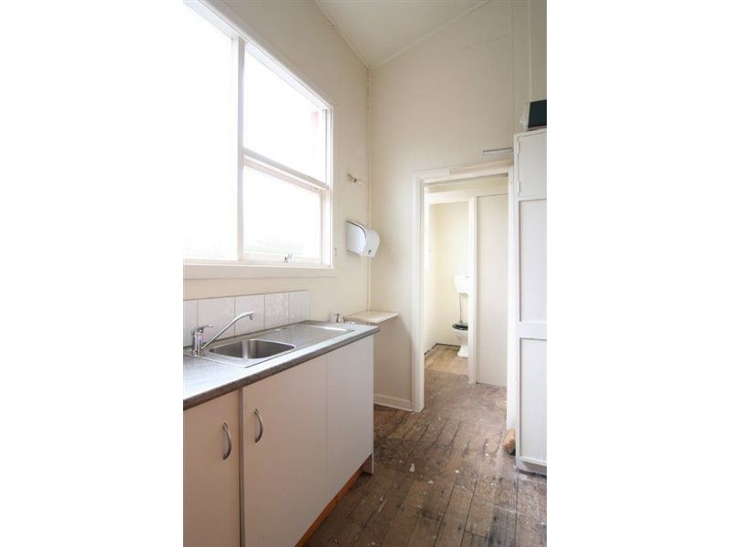 8 Balfour Street, Newnham TAS 7248