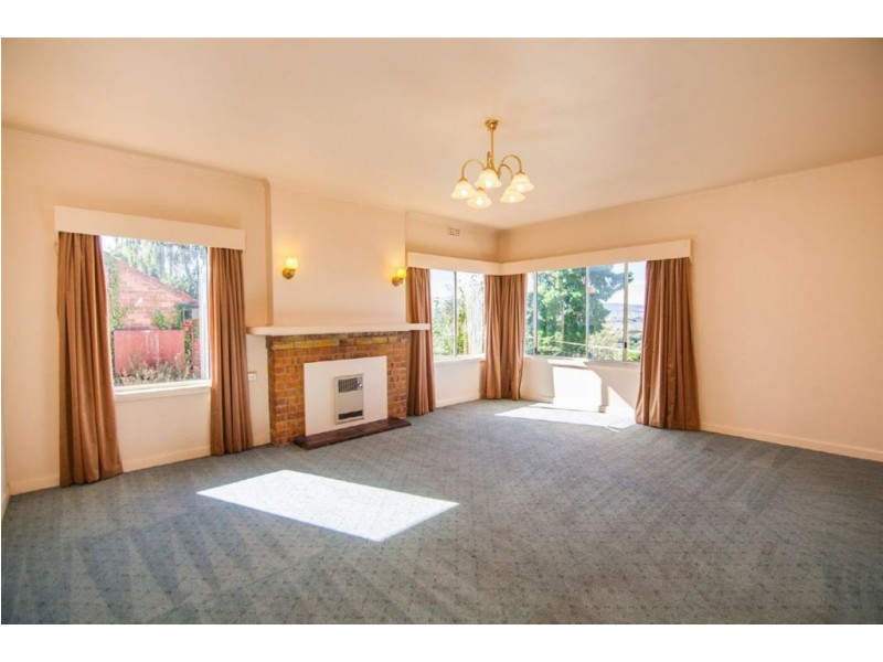 77 Forest Road, Trevallyn TAS 7250