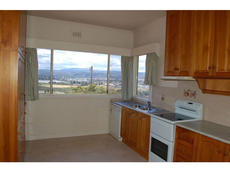 77 Forest Road, Trevallyn TAS 7250