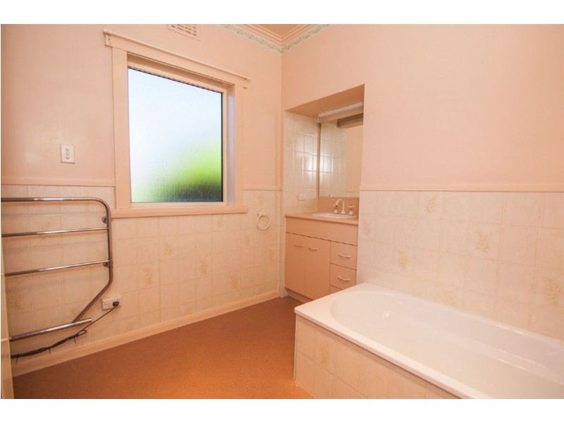 77 Forest Road, Trevallyn TAS 7250