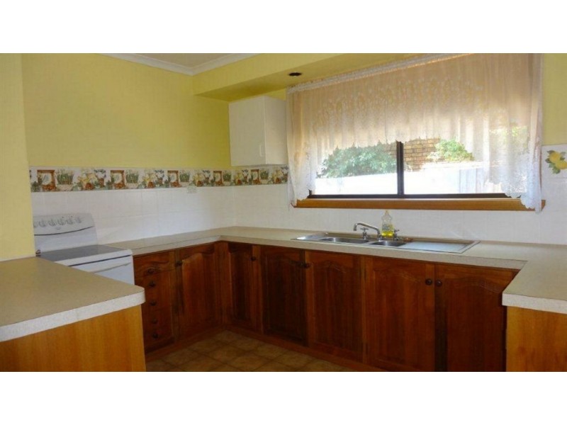 2/1 Leslie Grove, Prospect TAS 7250