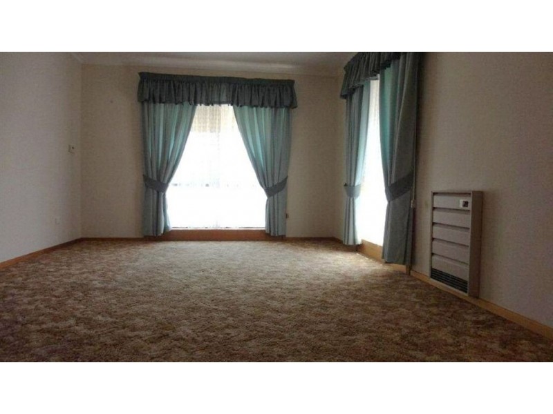 2/1 Leslie Grove, Prospect TAS 7250