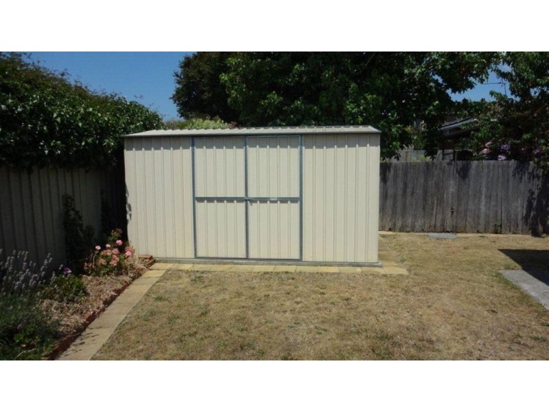 2/1 Leslie Grove, Prospect TAS 7250