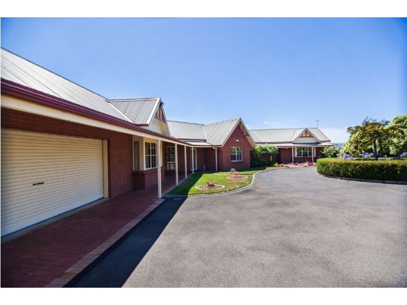 15 Spring Grove, Youngtown TAS 7249