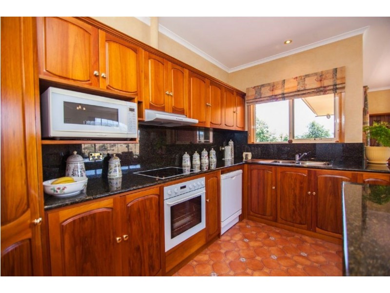 15 Spring Grove, Youngtown TAS 7249