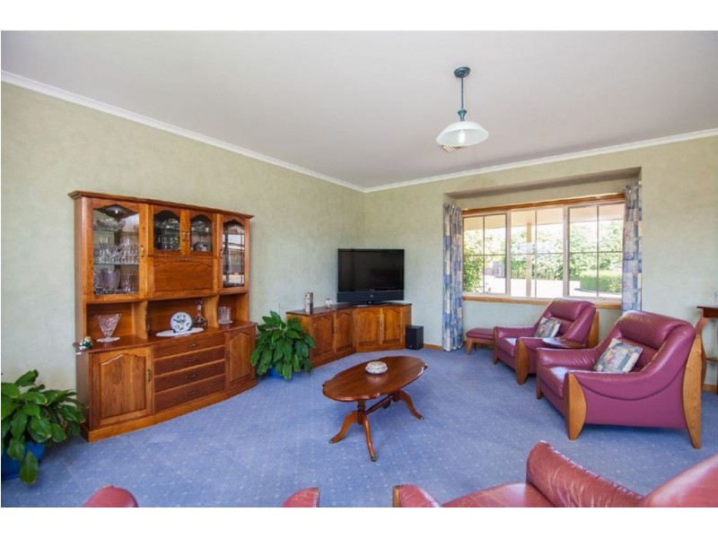 15 Spring Grove, Youngtown TAS 7249
