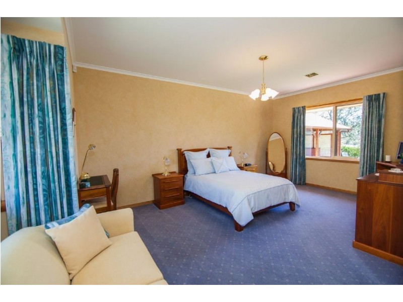 15 Spring Grove, Youngtown TAS 7249