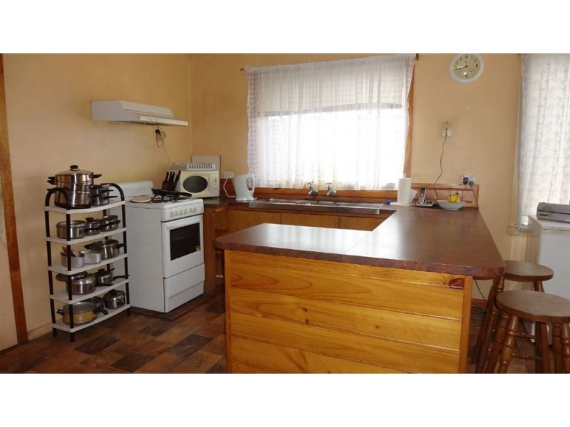 27 Summerdale Grove, Summerhill TAS 7250