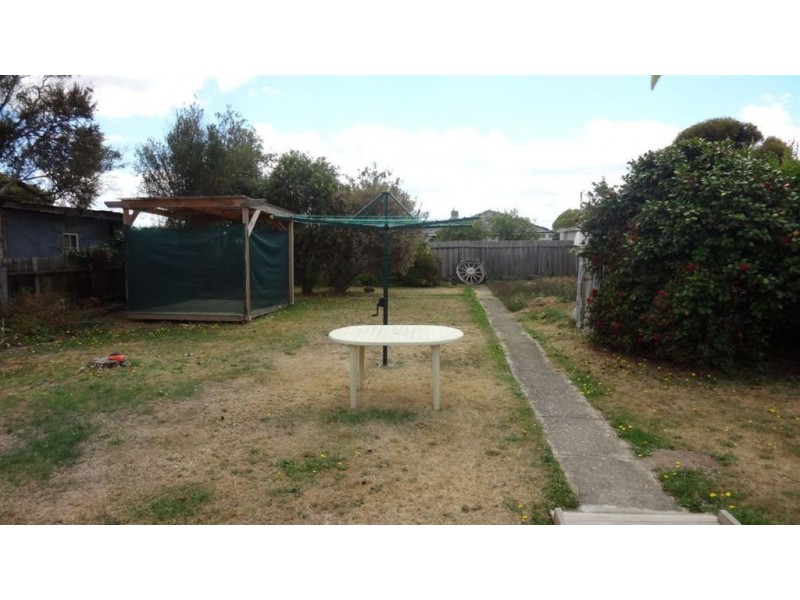 27 Summerdale Grove, Summerhill TAS 7250