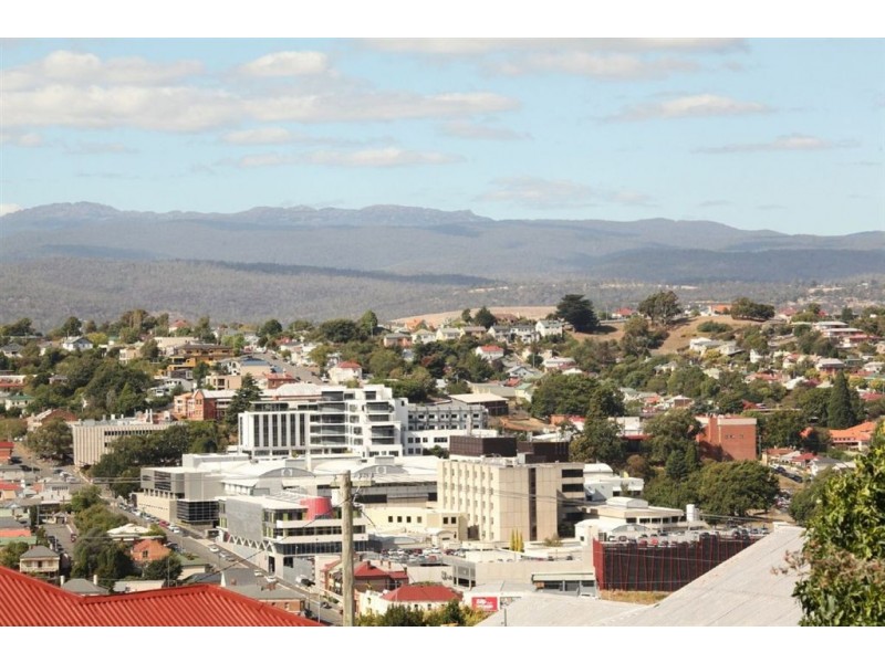 8 Cato Street, West Launceston TAS 7250