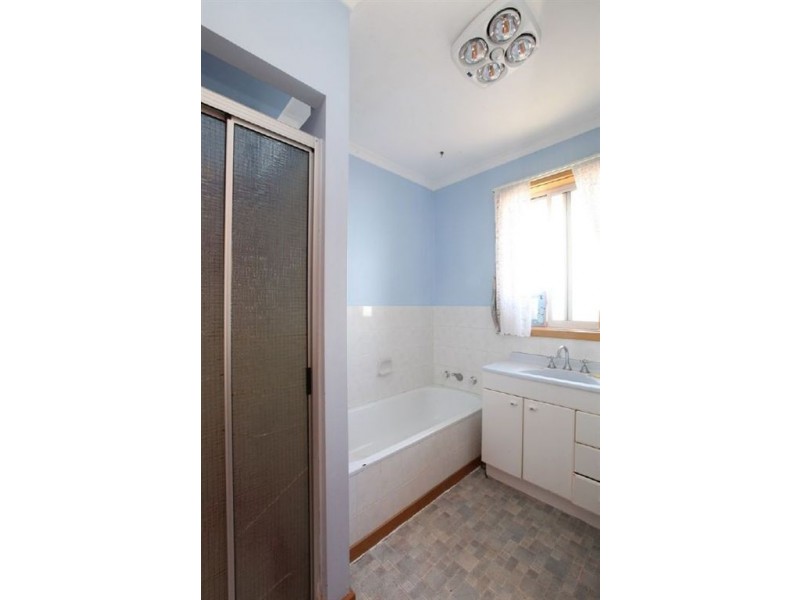 26 Bond Street, Kings Meadows TAS 7249