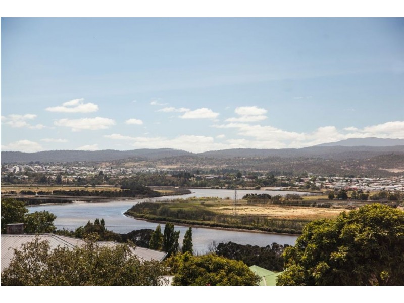 73 Forest Road, Trevallyn TAS 7250