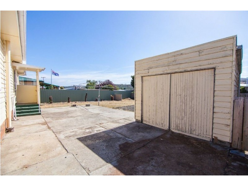 19 Stoke Street, Ravenswood TAS 7250