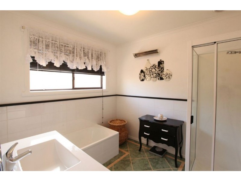 17 Belgrave Parade, Youngtown TAS 7249